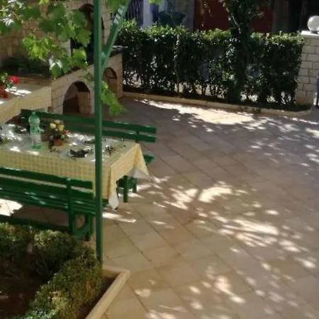 In - Istrien 47127 Apartment Porec